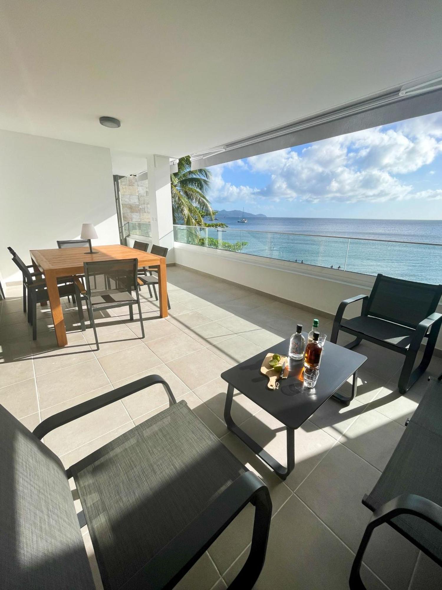 La Plage Martinique Schoelcher Bilik gambar